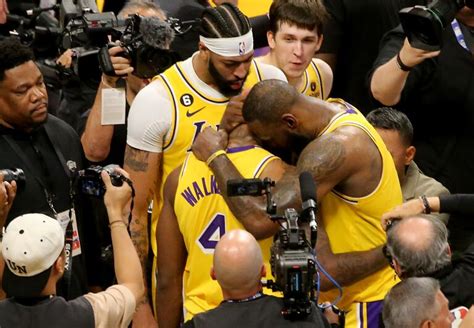 Lakers beat Warriors in Game 4; one win from conference finals.